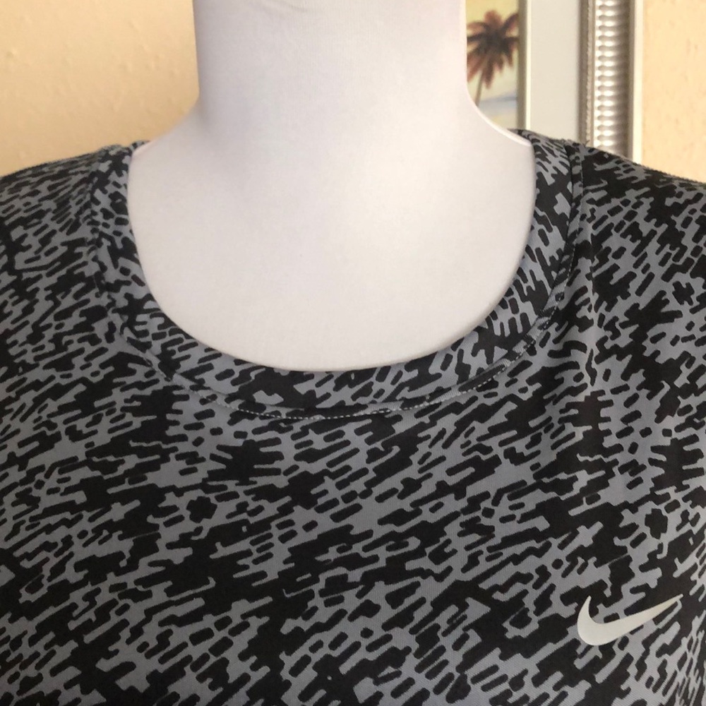 Nike Running Top - Picture 6 of 8